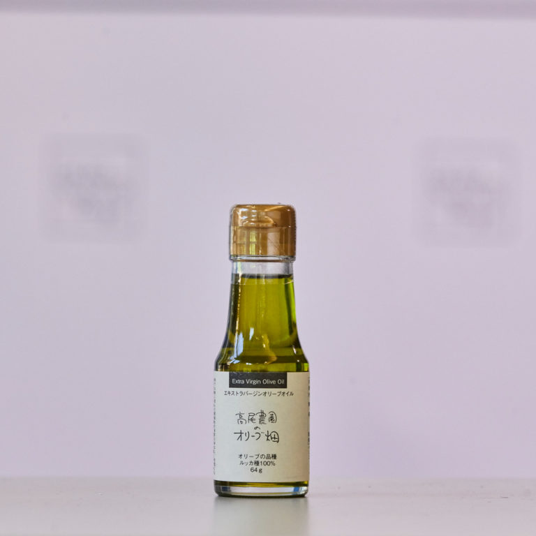 Japan wins “best extra virgin olive oil from the northern hemisphere